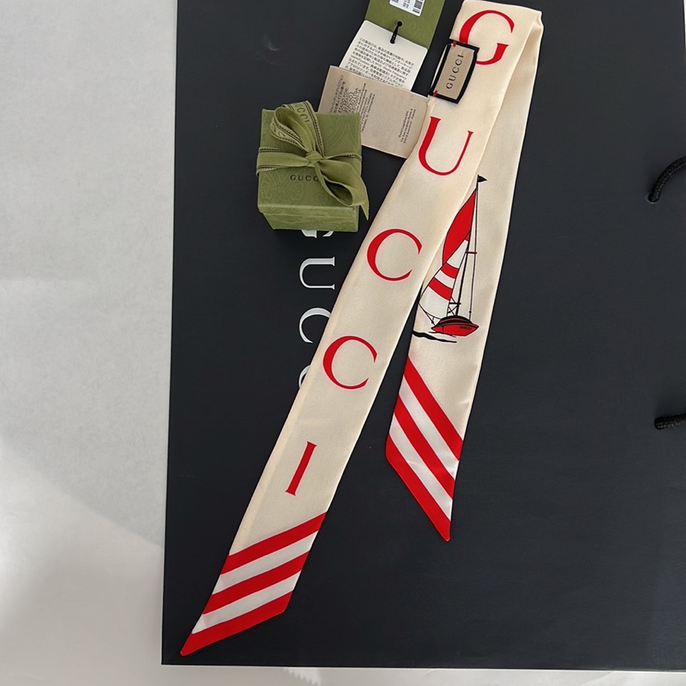 Gucci Nautical Cream and Red Scarf - Picture 5 of 7